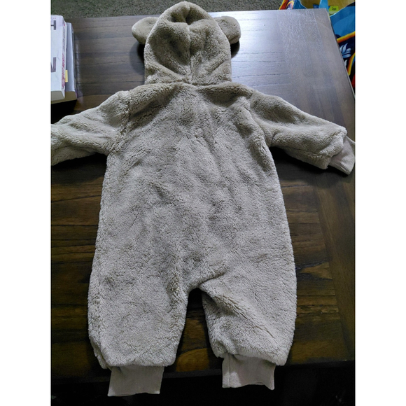 Baby Winter Romper 6 Mo. Zip Up Closure - Picture 4 of 4